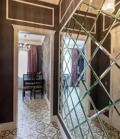 у центрі міста куліша Apartment Lviv
